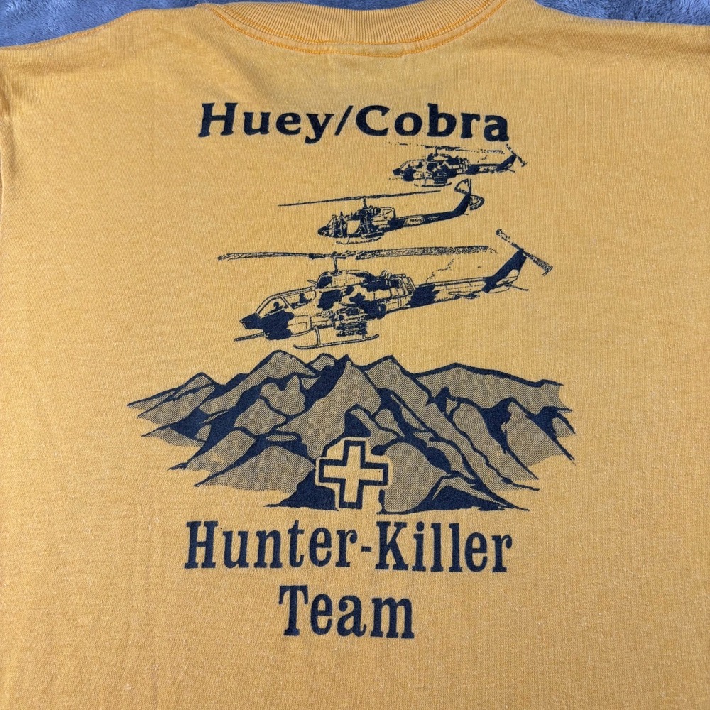 VTG 80's HMLA-167 Huey Cobra Hunter Killer Team Oneita T-Shirt Yellow Single USA - Picture 3 of 12